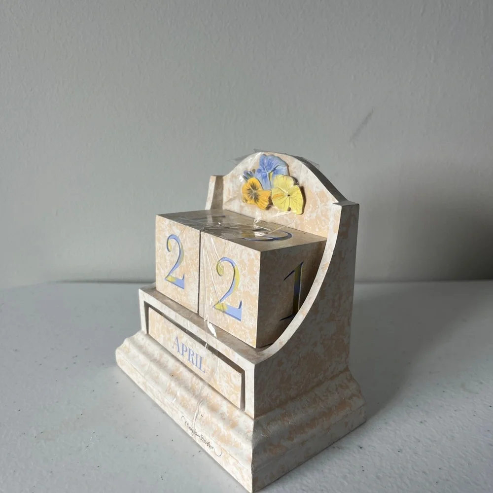 Vintage Marjolein Bastin Perpetual Floral Calendar Office Calendar Pansies